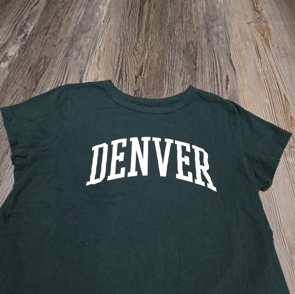 Hollister Forest Green Tee with White Logo - Picture 2 of 9